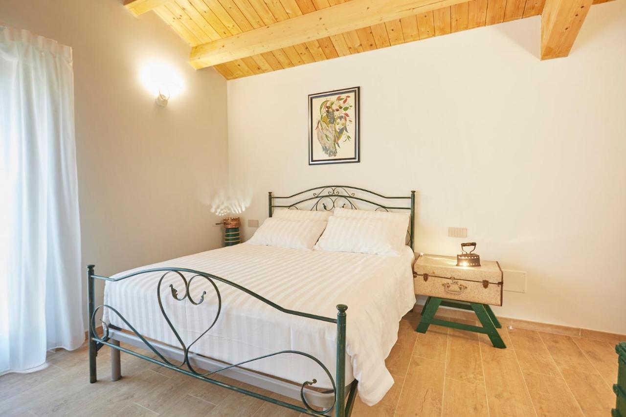 Agriturismo Nido Delle Rondini Macerata Exteriör bild