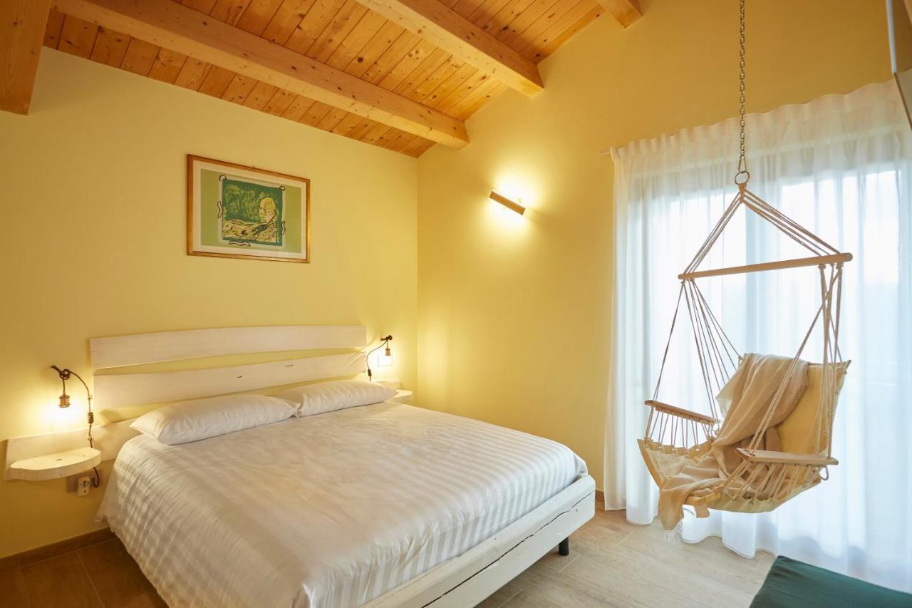Agriturismo Nido Delle Rondini Macerata Exteriör bild